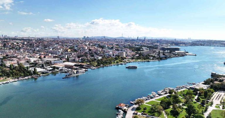 halic beyoglu bosphorus