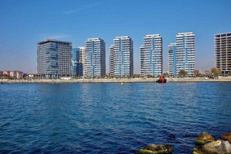 pruva 34 istanbul sea near